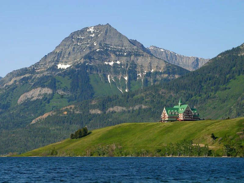 Calgary - Waterton Lakes NP